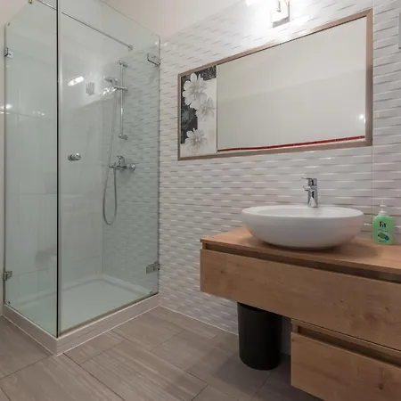 Red Paradise Crikvenica