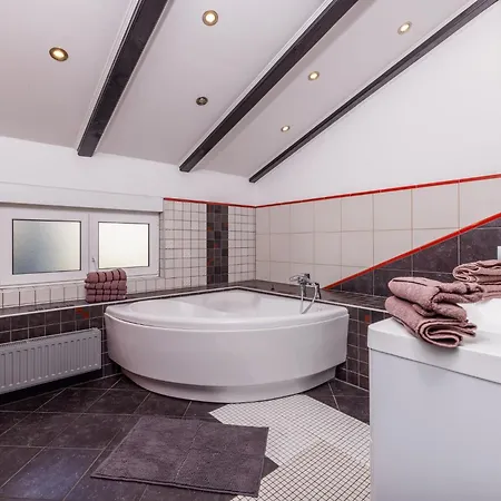 Apartmán Red Paradise